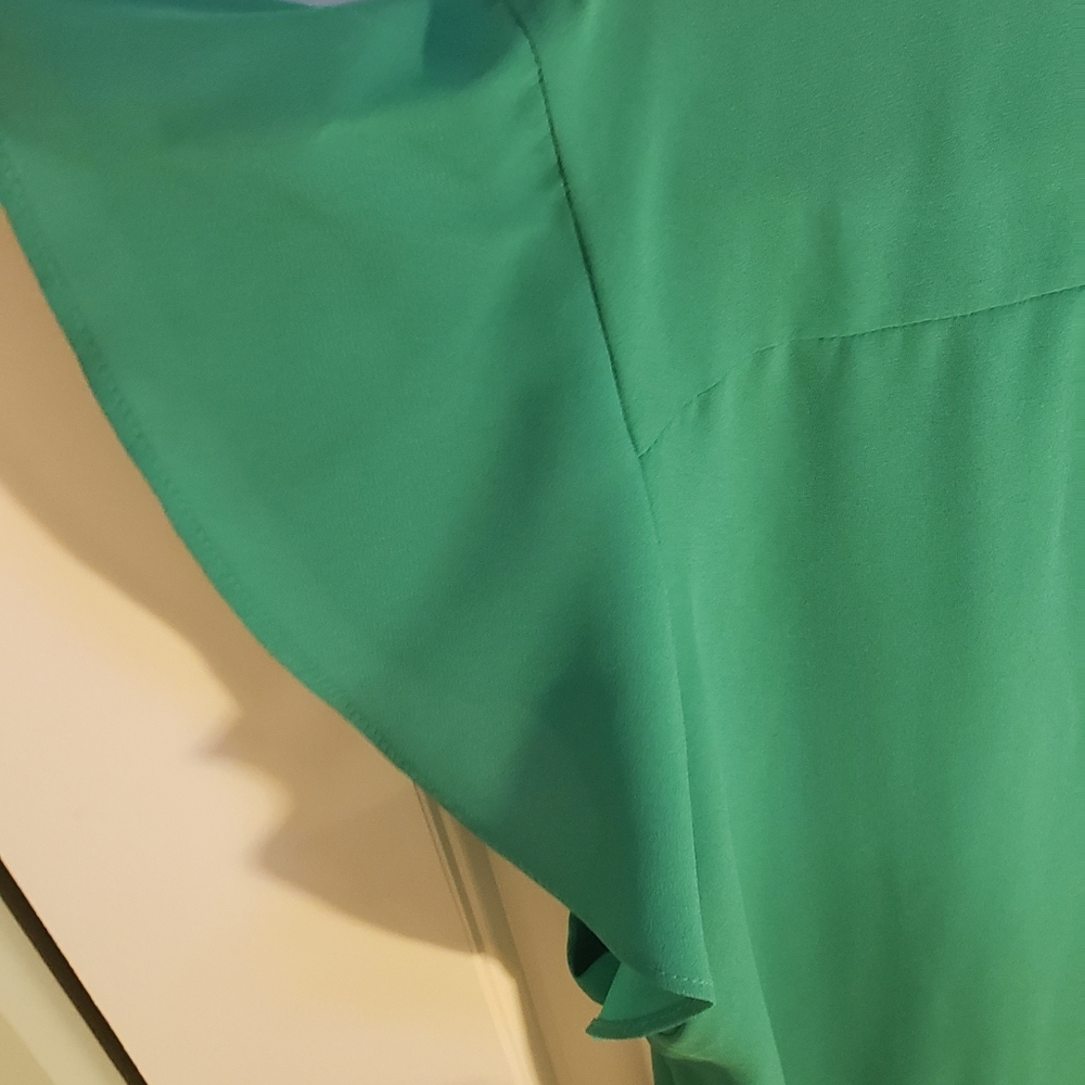 NWOT Green summer blouse 2X - Picture 9 of 15
